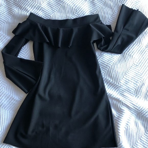 Dress - Picture 4 of 4